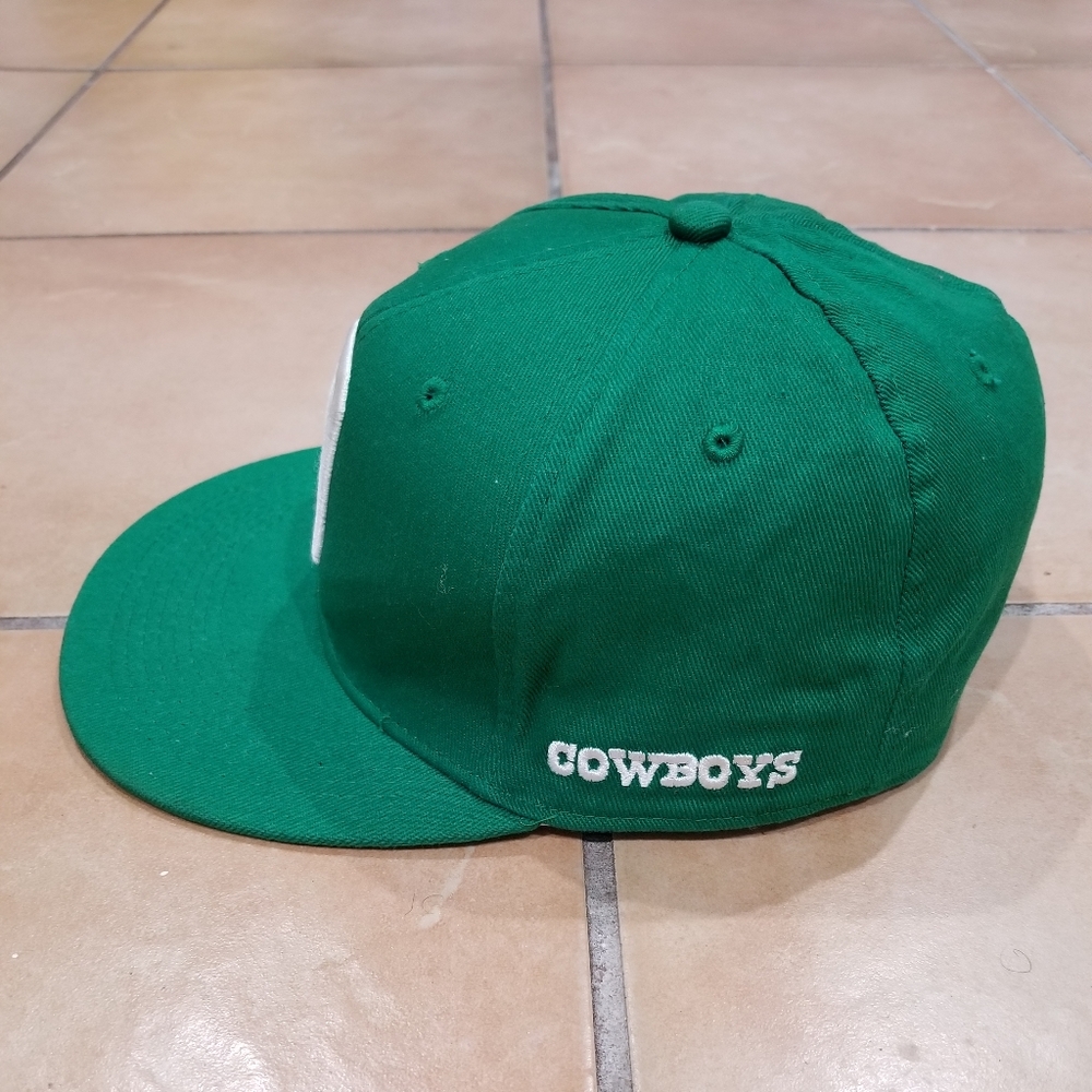 Green Dallas Cowboys fitted cap "Yes, Green!"